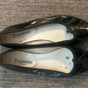 Repetto Glossy Black Flats